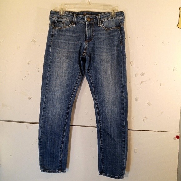 Kut from the Kloth Med Wash Jeans sz 6 - Picture 4 of 9